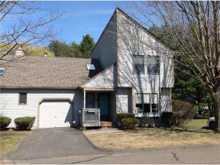 40 Elm Mdws, Enfield, CT 06082 exterior