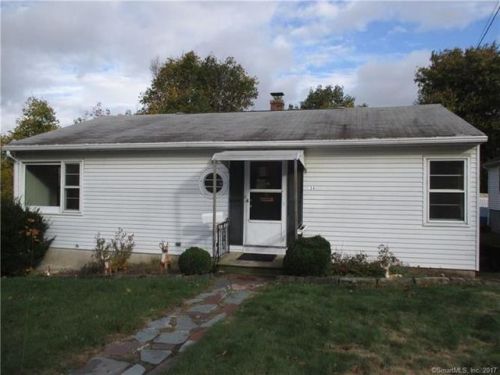 36 Lowell Ave, Waterbury, CT 06708 exterior