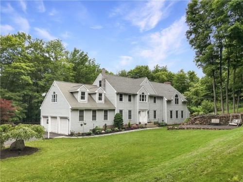 151 Tri Mountain Rd, Durham, CT 06422 exterior