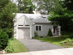 50 Pierrepont Rd, Newton, MA 02462 exterior