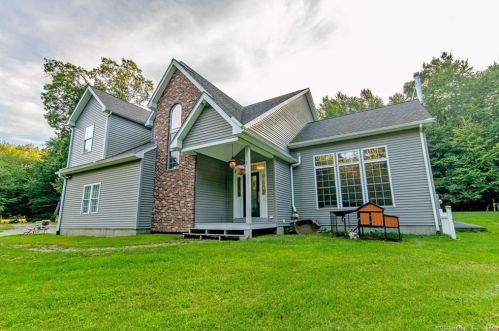 304 Ledge Rd, Killingly, CT 06241 exterior
