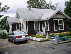 72 Indiana Ter, Newton, MA 02464 exterior