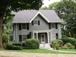 115 Windsor Rd, Newton, MA 02468 exterior