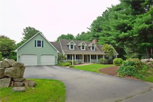 54 Tiffany Rd, Coventry, RI 02816 exterior