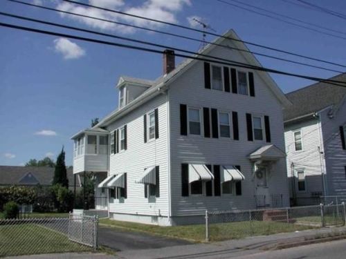 89 Oak St, Taunton, MA 02780 exterior