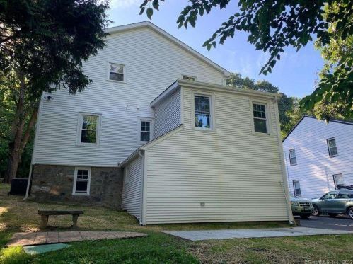 207 Walnut St, Waterbury, CT 06704 exterior