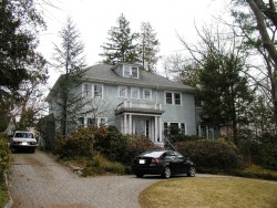 292 Prince St, Newton, MA 02465 exterior