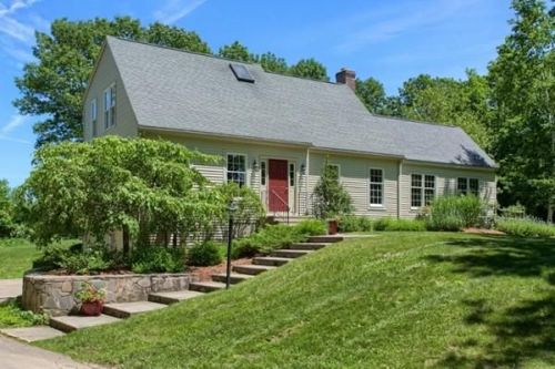 318 Ball Hill Rd, Princeton, MA 01541 exterior