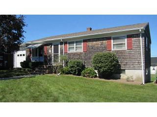 54 Evergreen Ave, Tiverton, RI 02878 exterior