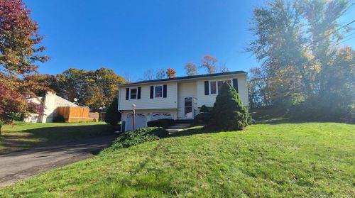 63 Saw Mill Dr, Wallingford, CT 06492 exterior