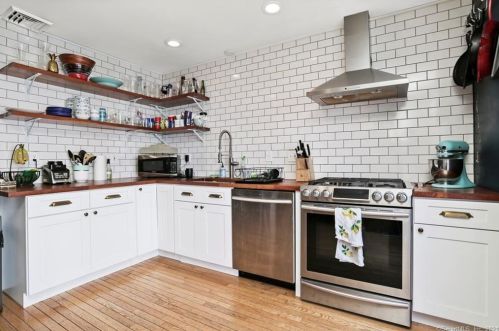 28 3Rd St, Stamford, CT 06905 exterior