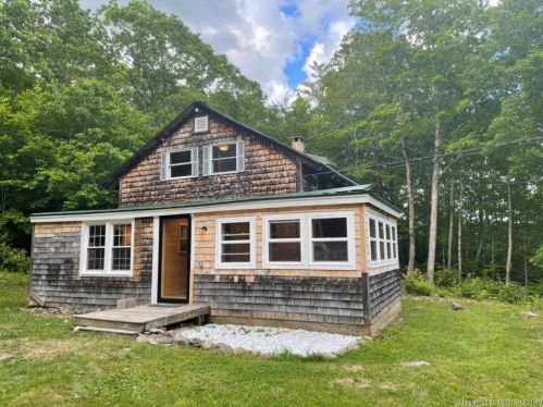 1136 State Route 46, Bucksport, ME 04416 exterior