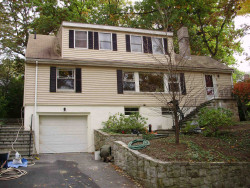 32 Glenwood Ave, Newton, MA 02459 exterior