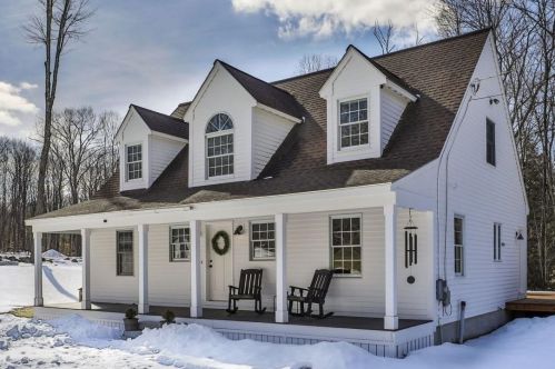 56 Stark Ln, Dunbarton, NH 03046 exterior