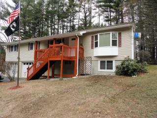 12 Goamko Dr, Winchester, NH 03470 exterior