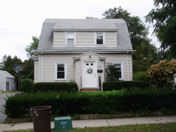 192 Beethoven Ave, Newton, MA 02468 exterior