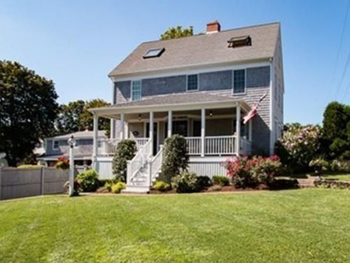 35 Sea St, Marshfield, MA 02050 exterior