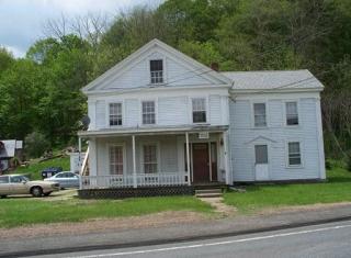 1185 Huntington Rd, Russell, MA 01071 exterior