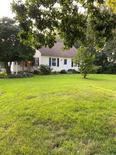 285 Freedley Rd, Pomfret-Center, CT 06259 exterior