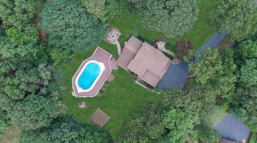 21 Captains Watch, Huntington, CT 06484 exterior