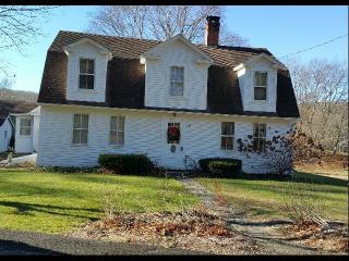 26 Baileys Ln, Haddam, CT 06438 exterior