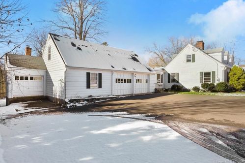 62 Whisconier Rd, Brookfield Center, CT 06804 exterior