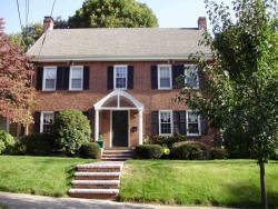 10 Sunset Rd, Newton, MA 02458 exterior