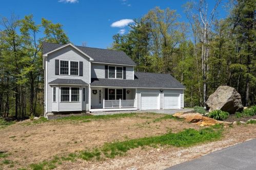 24 Robbins Rd, Wilton, NH 03086 exterior