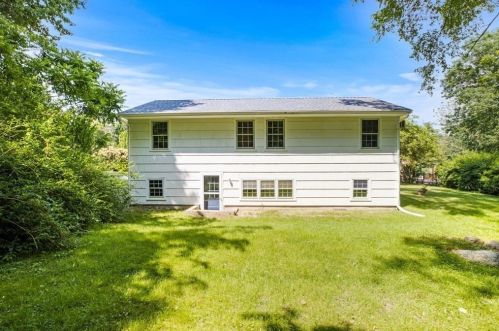16 Locust Rd, Cohasset, MA 02025 exterior