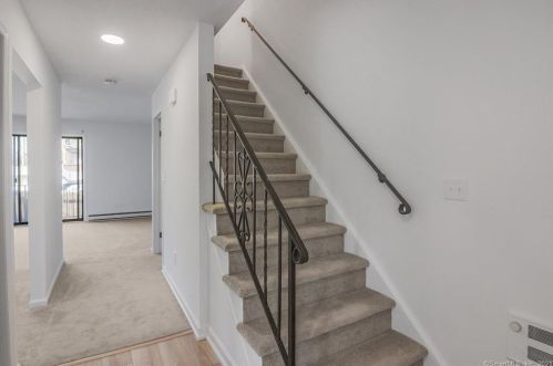 100 Maple Tree Ave, Stamford, CT 06906 exterior