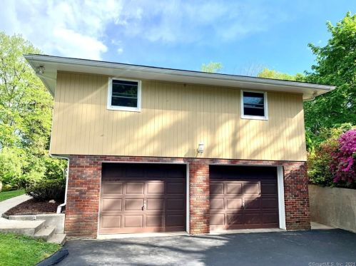 44 Haverhill Rd, Bridgeport, CT 06611 exterior