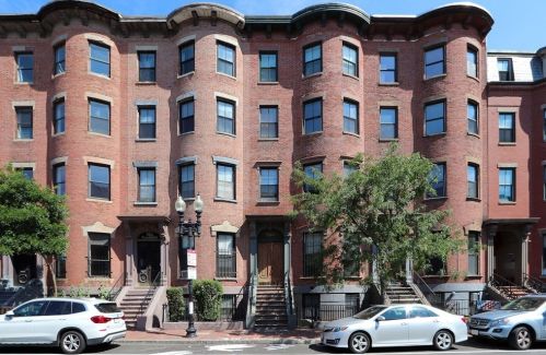 684 Massachusetts Ave, Roxbury-Xing, MA 02118 exterior