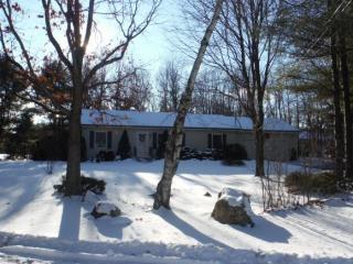 18 Flagg Rd, Rochester, NH 03839 exterior