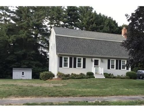 8 Marylyns Way, Walpole, MA 02081 exterior