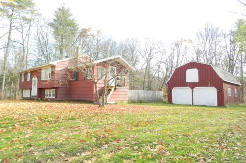7 Juniper Rd, Derry, NH 03038 exterior