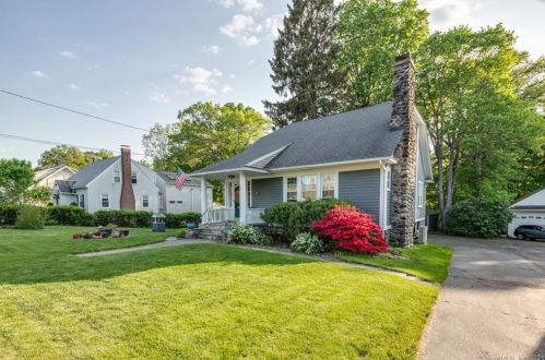 32 Yale Ave, Waterbury, CT 06762 exterior