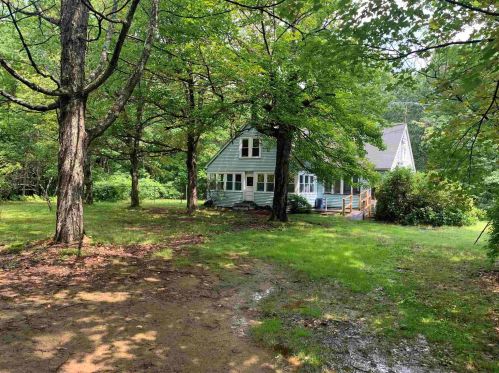 50 Grapevine Rd, Dunbarton, NH 03046 exterior
