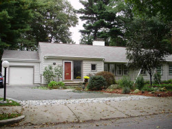 140 Paulson Rd, Newton, MA 02468 exterior