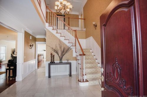 218 Limestone Rd, Ridgefield, CT 06877 exterior