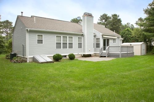 89 Amanda Ave, Plymouth, MA 02360 exterior