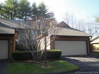 28 Chateau Margaux, Bloomfield, CT 06002 exterior