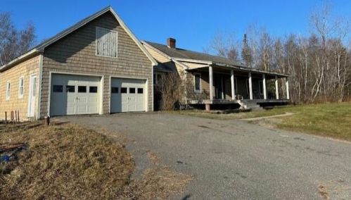 26 Patriot Rd, Ellsworth, ME 04605 exterior