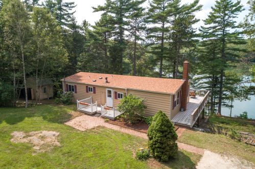 5 Laurel Point Cir, South Harpswell, ME 04079 exterior