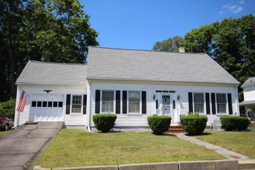 73 Clifford St, Taunton, MA 02780 exterior