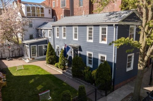 56 Winthrop St, Roxbury-Xing, MA 02129 exterior
