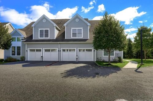 84 Copper Square Dr, Bethel, CT exterior