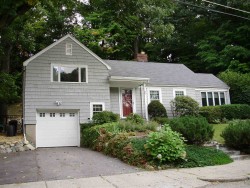 66 Quinobequin Rd, Newton, MA 02462 exterior