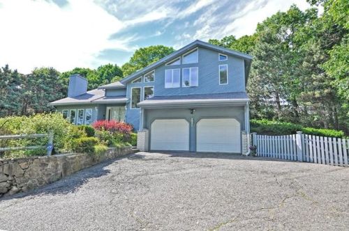 280 Paradise Rd, Swampscott, MA 01907 exterior