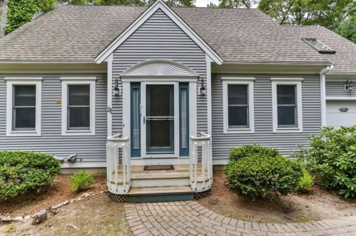 21 Elain Ave, Teaticket, MA 02536 exterior