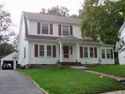 140 Oliver Rd, Newton, MA 02468 exterior
